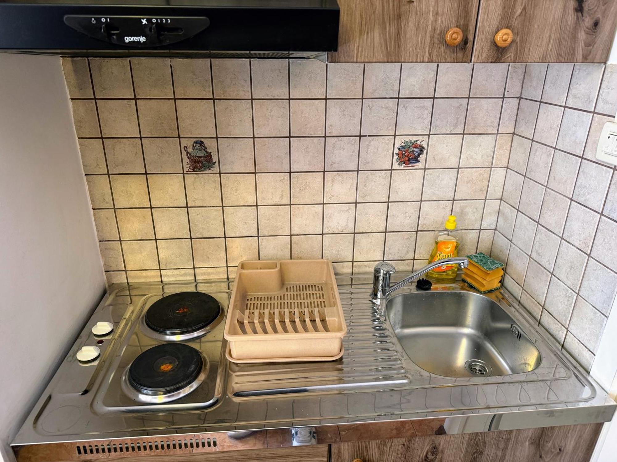 Grgur Studio Apartments Сплит Экстерьер фото